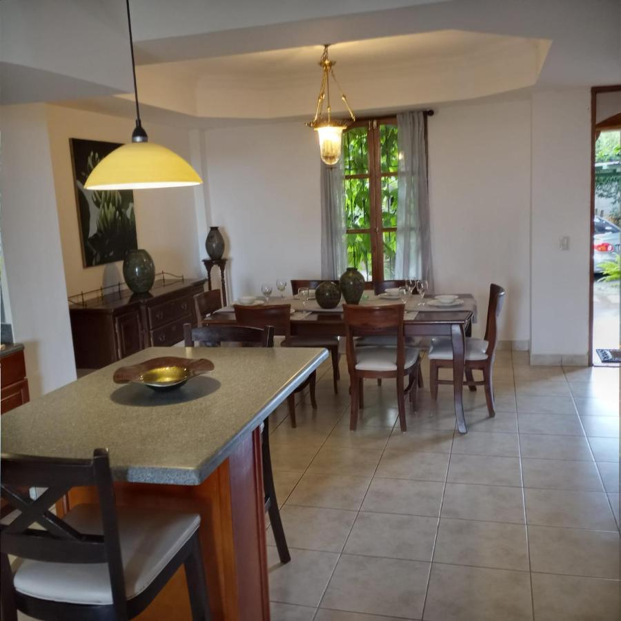 Altos De Fontana Hotel Манагуа Екстериор снимка