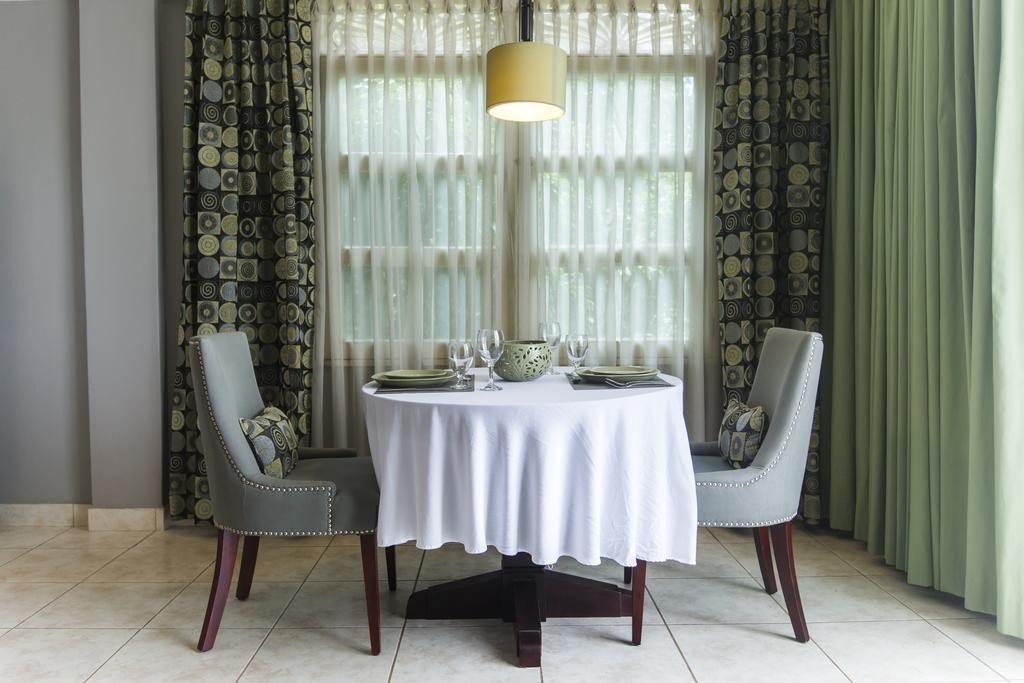 Altos De Fontana Hotel Манагуа Стая снимка