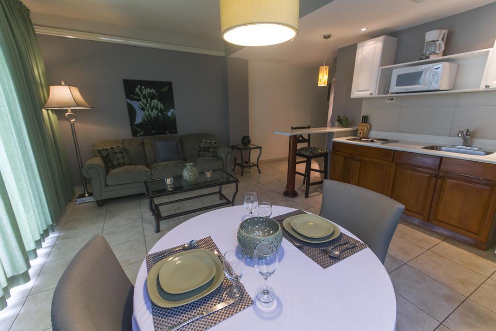 Altos De Fontana Hotel Манагуа Стая снимка