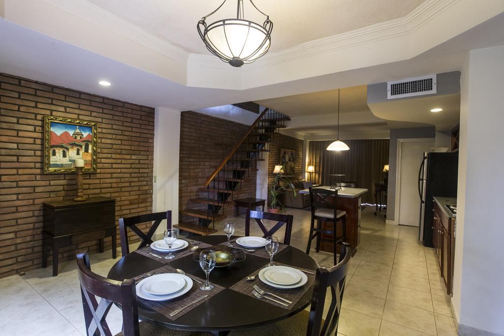 Altos De Fontana Hotel Манагуа Стая снимка