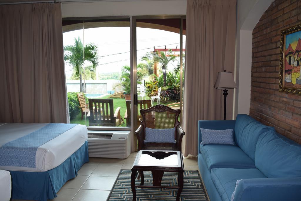 Altos De Fontana Hotel Манагуа Екстериор снимка