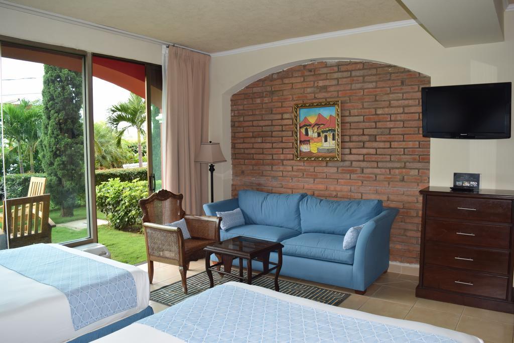 Altos De Fontana Hotel Манагуа Екстериор снимка