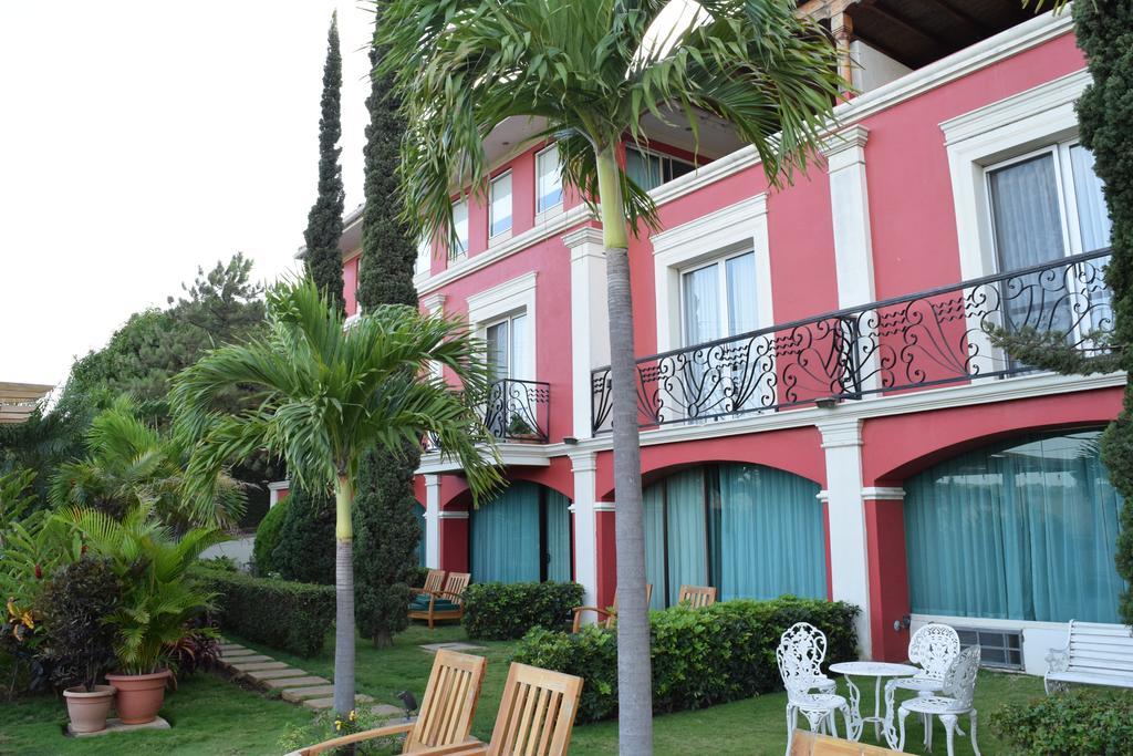 Altos De Fontana Hotel Манагуа Екстериор снимка