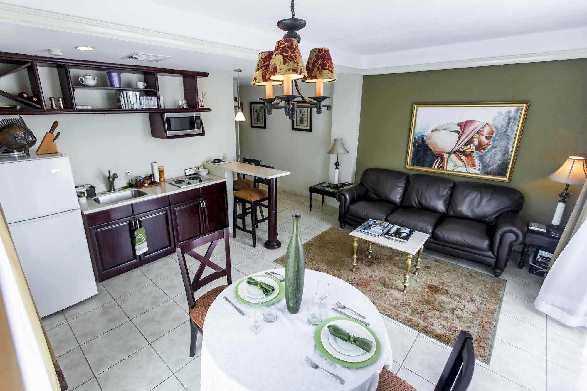 Altos De Fontana Hotel Манагуа Екстериор снимка