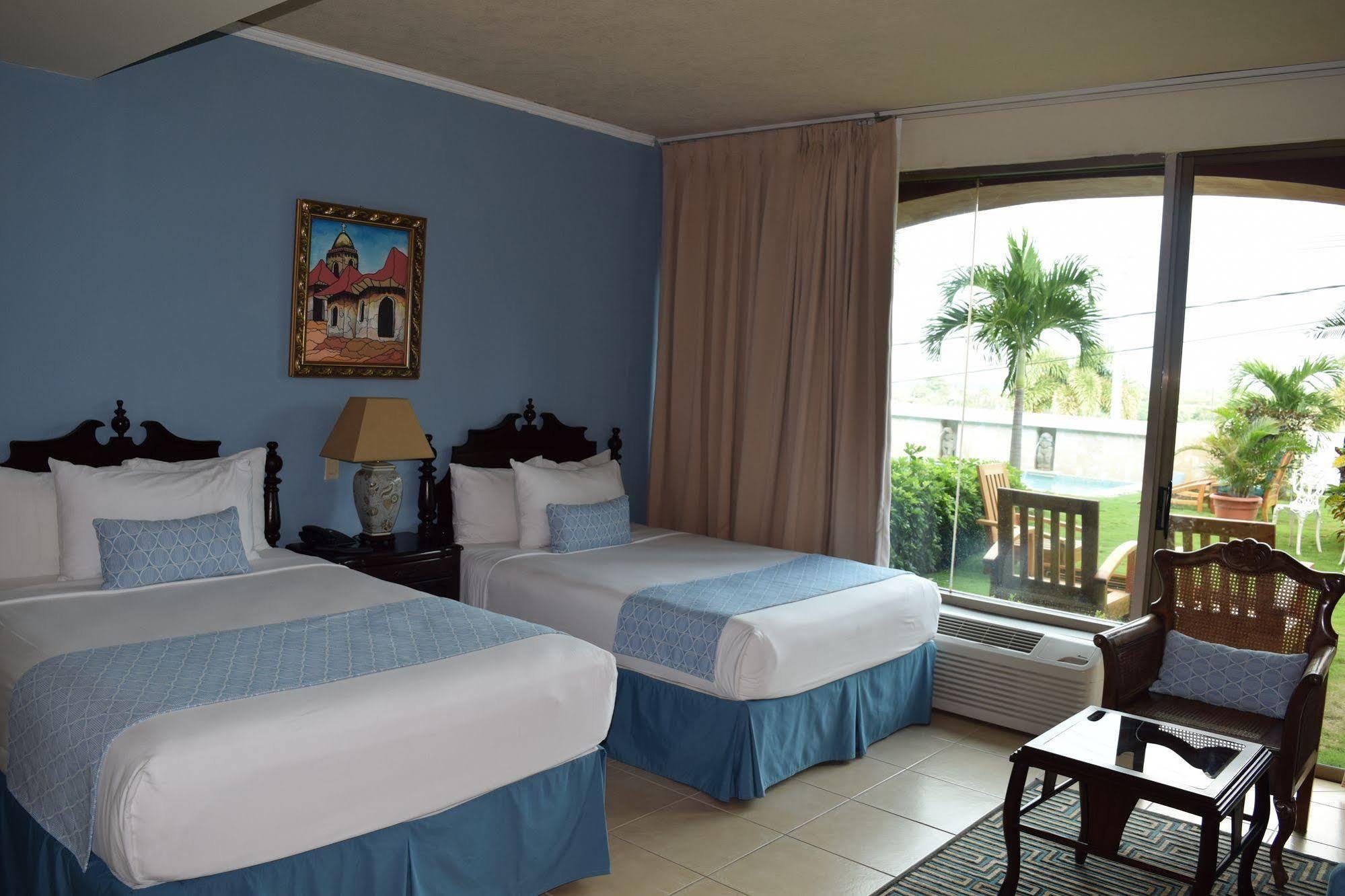 Altos De Fontana Hotel Манагуа Екстериор снимка